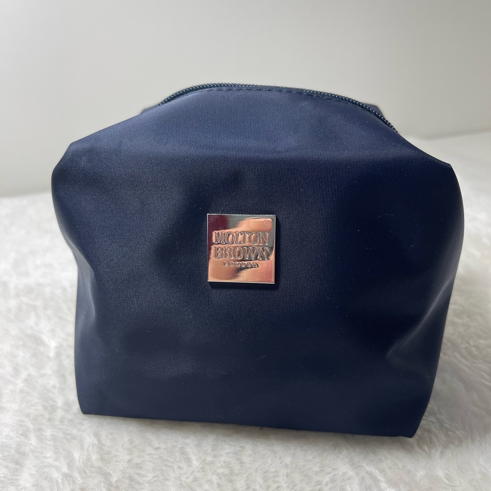 Turkish Airlines Business Class Molton Brown London Navy Cosmetic Bag New
